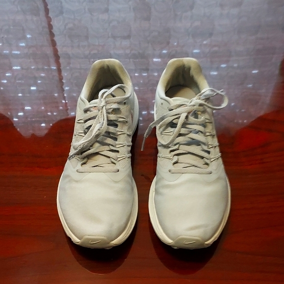 Nike Shoes - Nike Run Swift womens sneakers